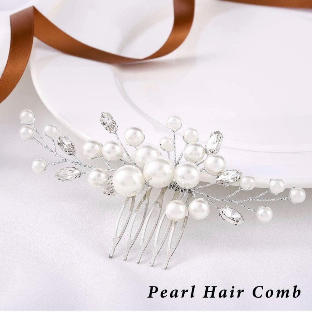 Beautiful Pearl Hair Comb